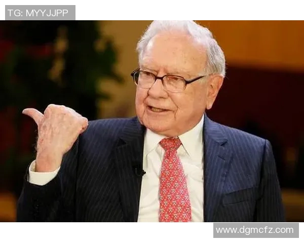 足球明星中的奢华人生揭秘:他们的财富与生活方式如何影响球场表现